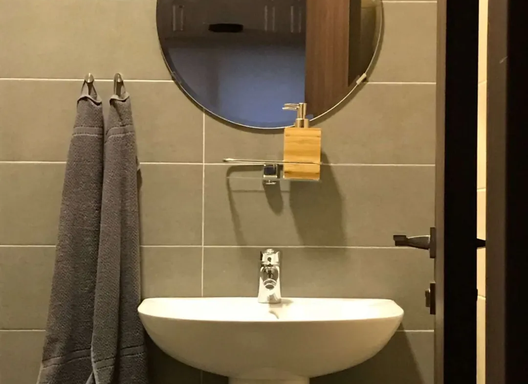 1080