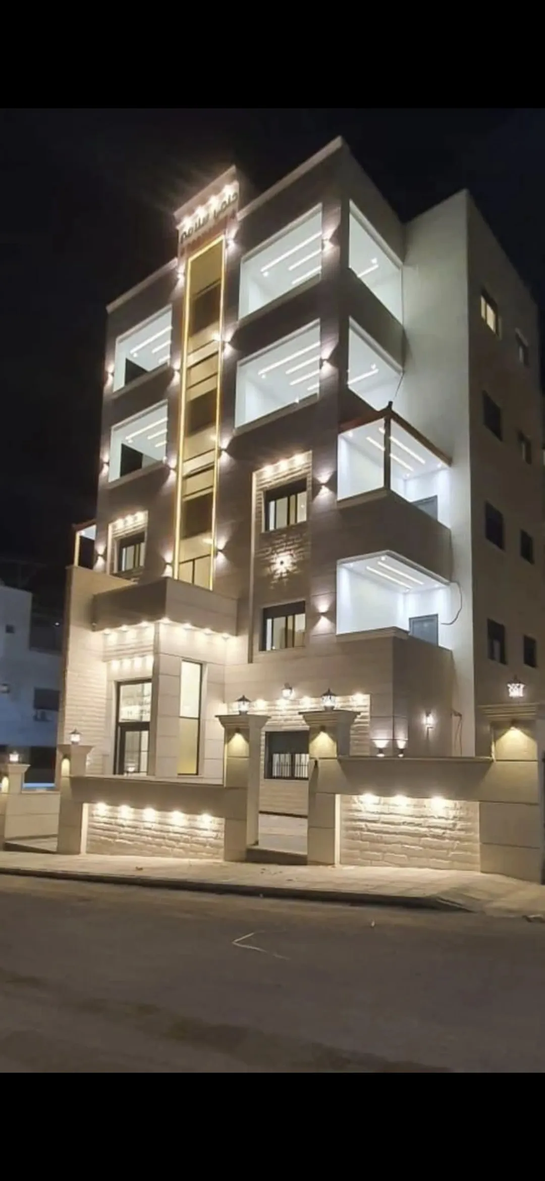 شقة فاخرة للبيع في العقبة – المنطقة السكنية الخامسة