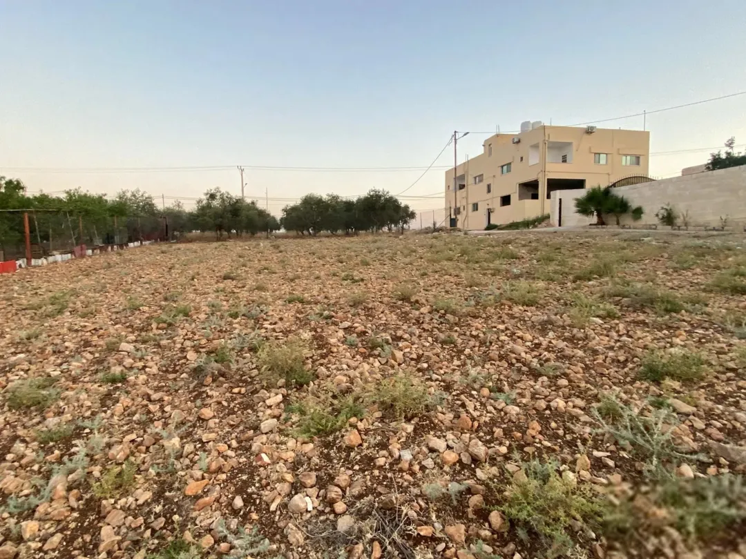 ارض سكنية بسعر مغري للبيع ضمن اراضي حوفا الوسطية