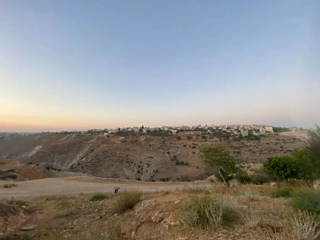 ارض سكنية بسعر مغري للبيع ضمن اراضي حوفا الوسطية