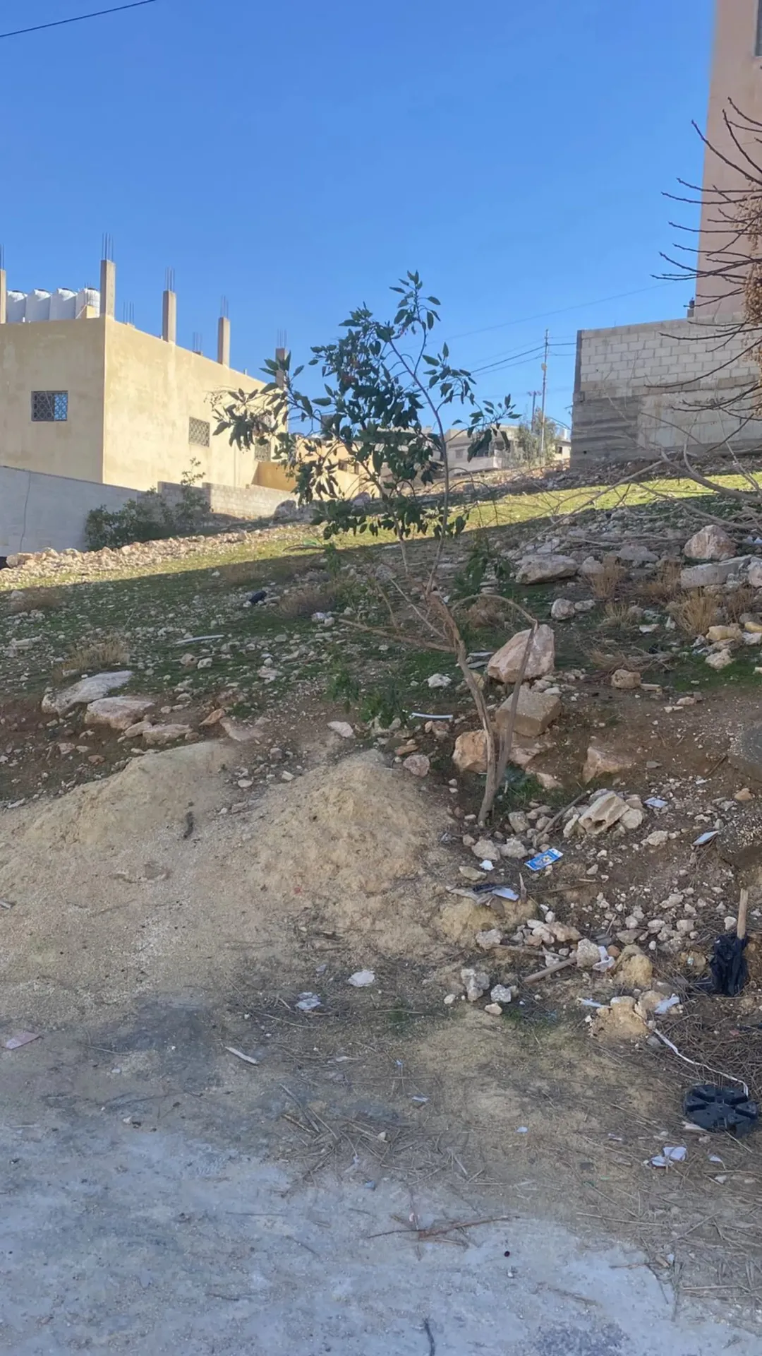 قطعة أرض للبيع في ماركة