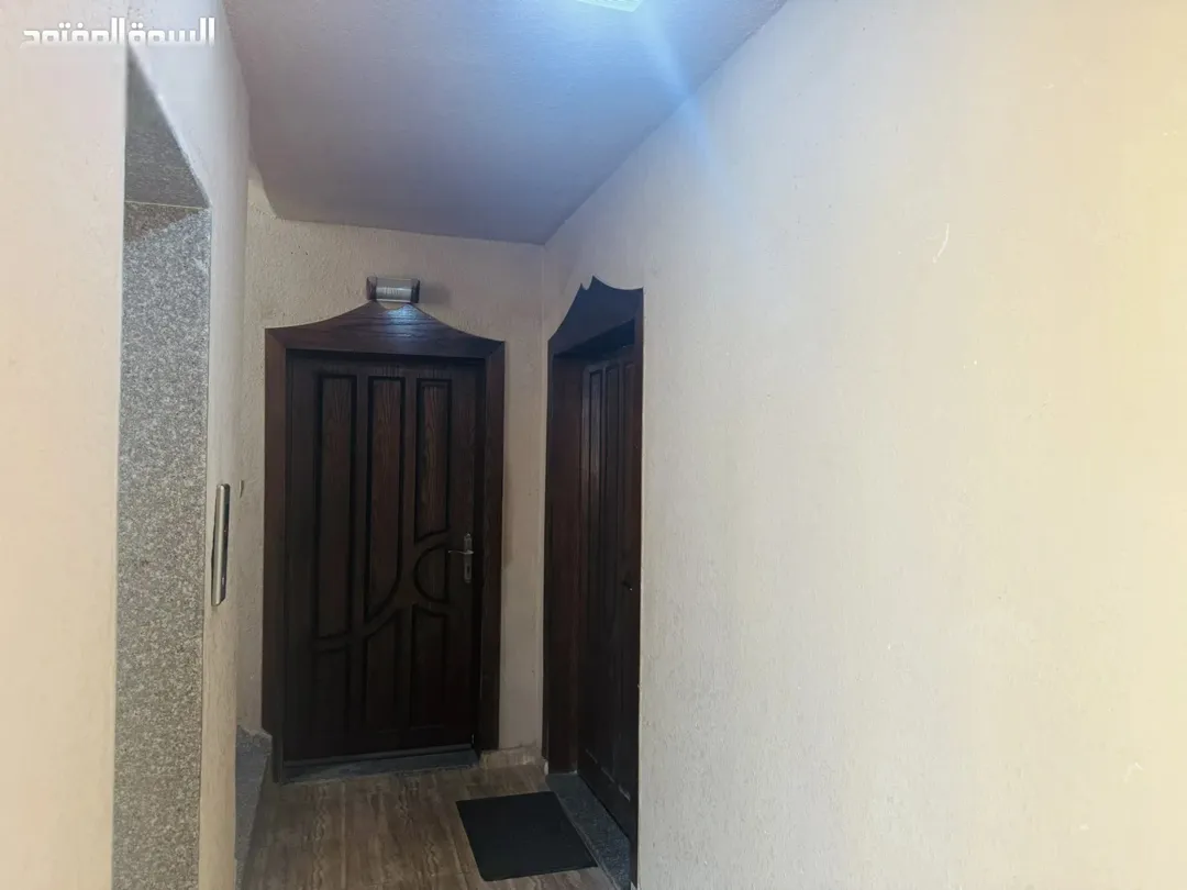 شقة واسعة للبيع في الزرقاء الجديدة – جبل المغير