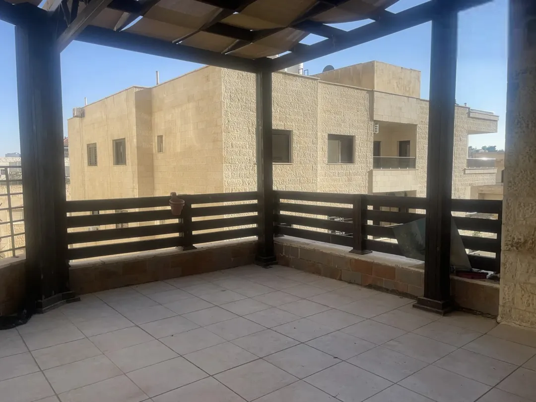 شقة للبيع في موقع مميز بمنطقة خلدا