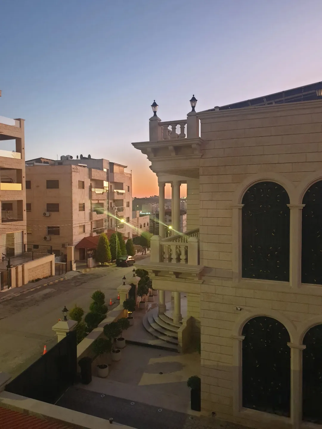 شقة للبيع في ناعور – عمان مساحة 150م بموقع مميز بالقرب من مدرسة الجاليات