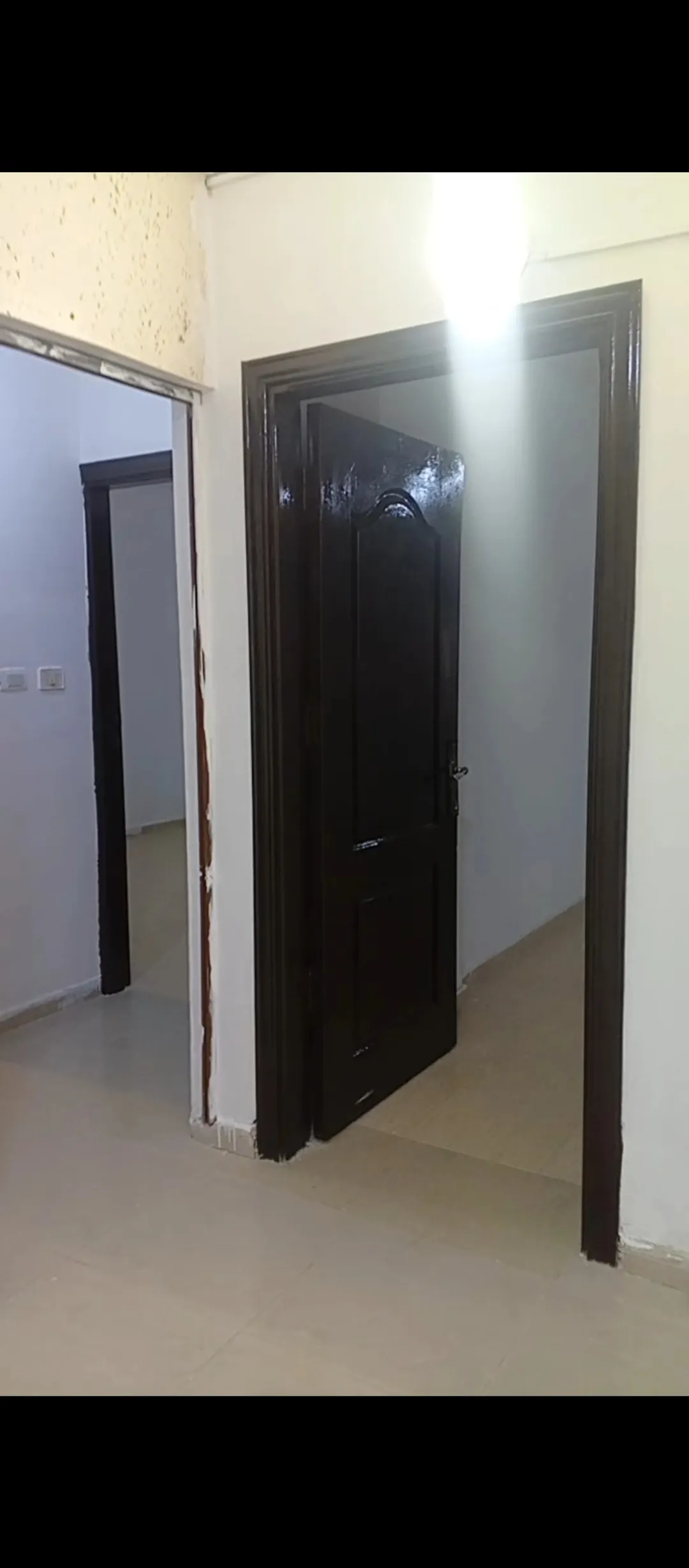 شقه للبيع بسعر مغري في اجمل مناطق في ضاحيه الاقصى بجانب جميع الخدمات 53000 .