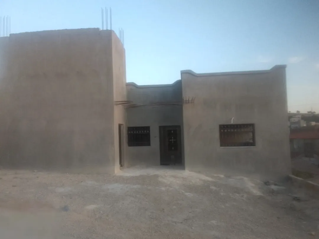 منزل للبيع في عين الباشا – تل الرمان