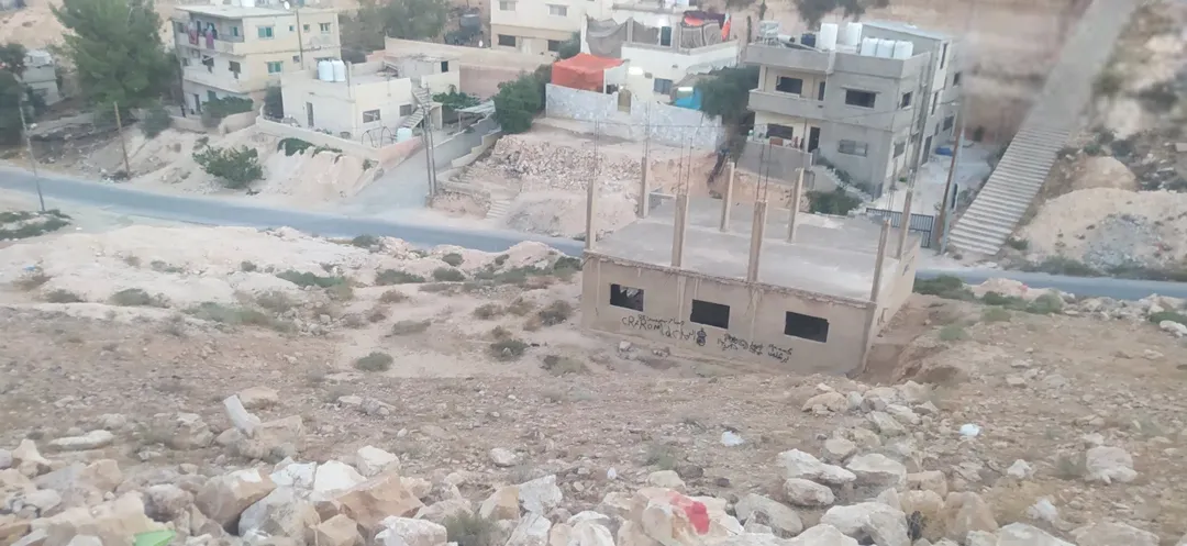 أرض سكنية مميزة للبيع في الزواهرة