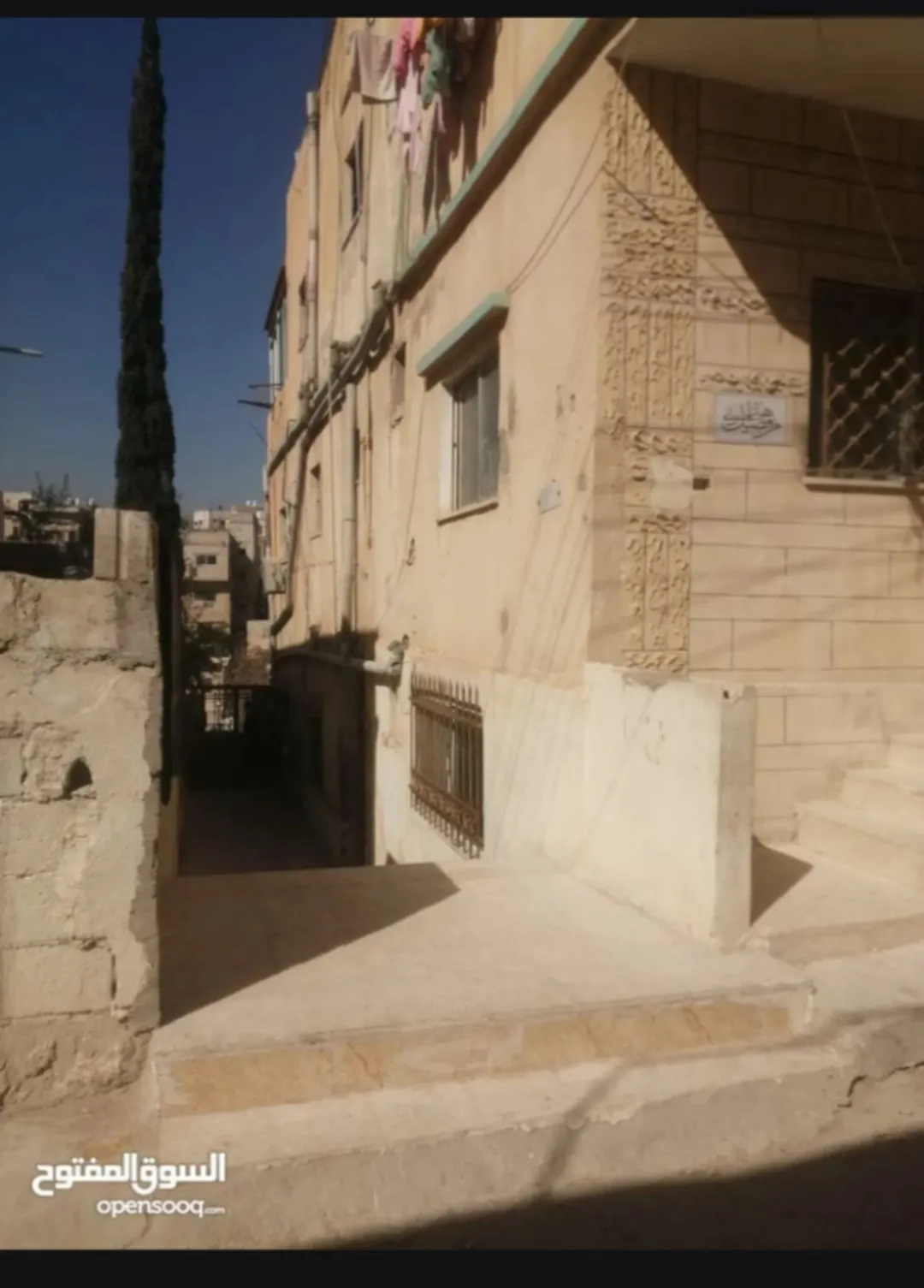 عمارة للبيع في الرصيفة – جبل الشمالي، مقابل المؤسسة العسكرية