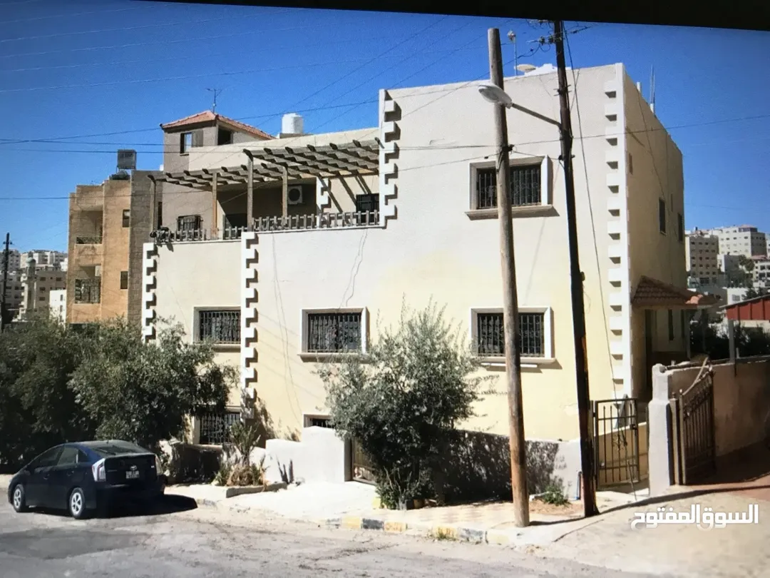 عمارة للبيع في تلاع العلي، عمان – موقع استثماري وسكني متميز