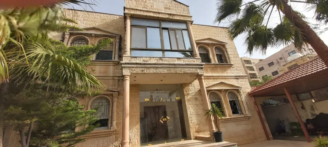 فيلا فاخرة للبيع في جاوا – عمان