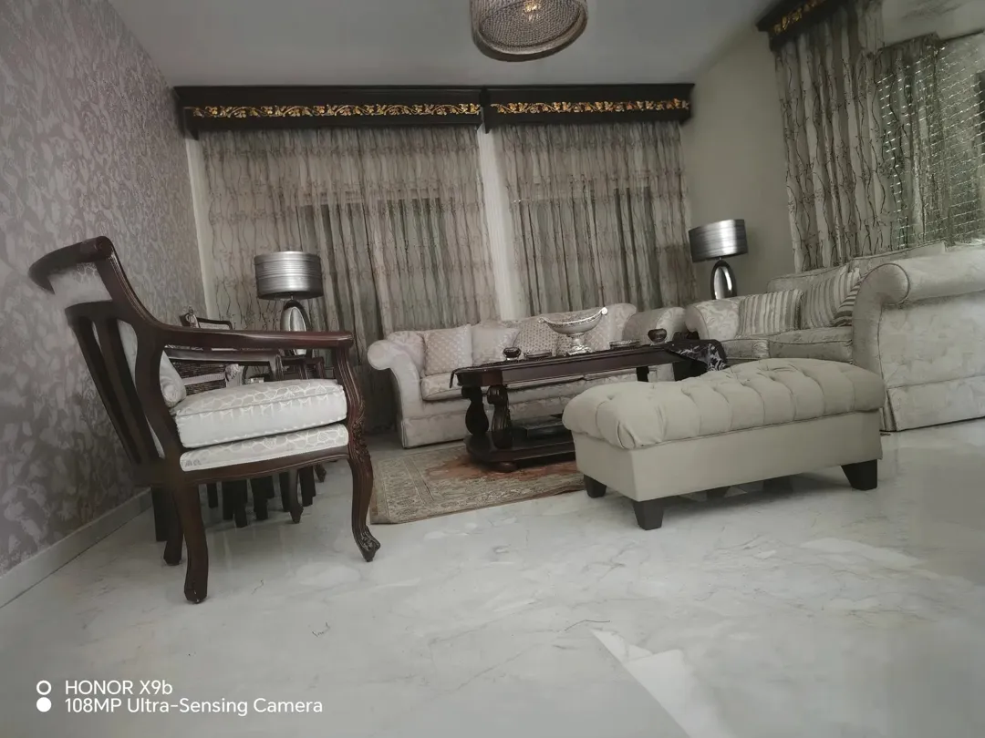 شقة فخمة مفروشة عائلية للايجار | ID 915254