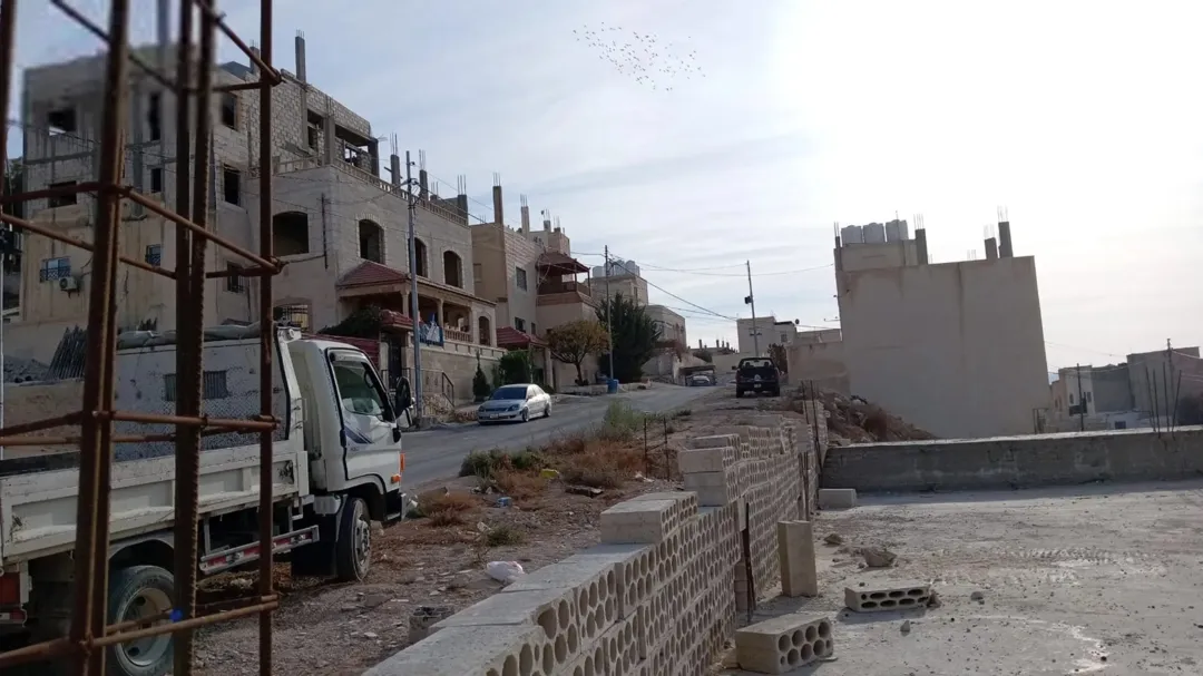منزل عظيم في منطقه شومر يطل على مياه ذكرى