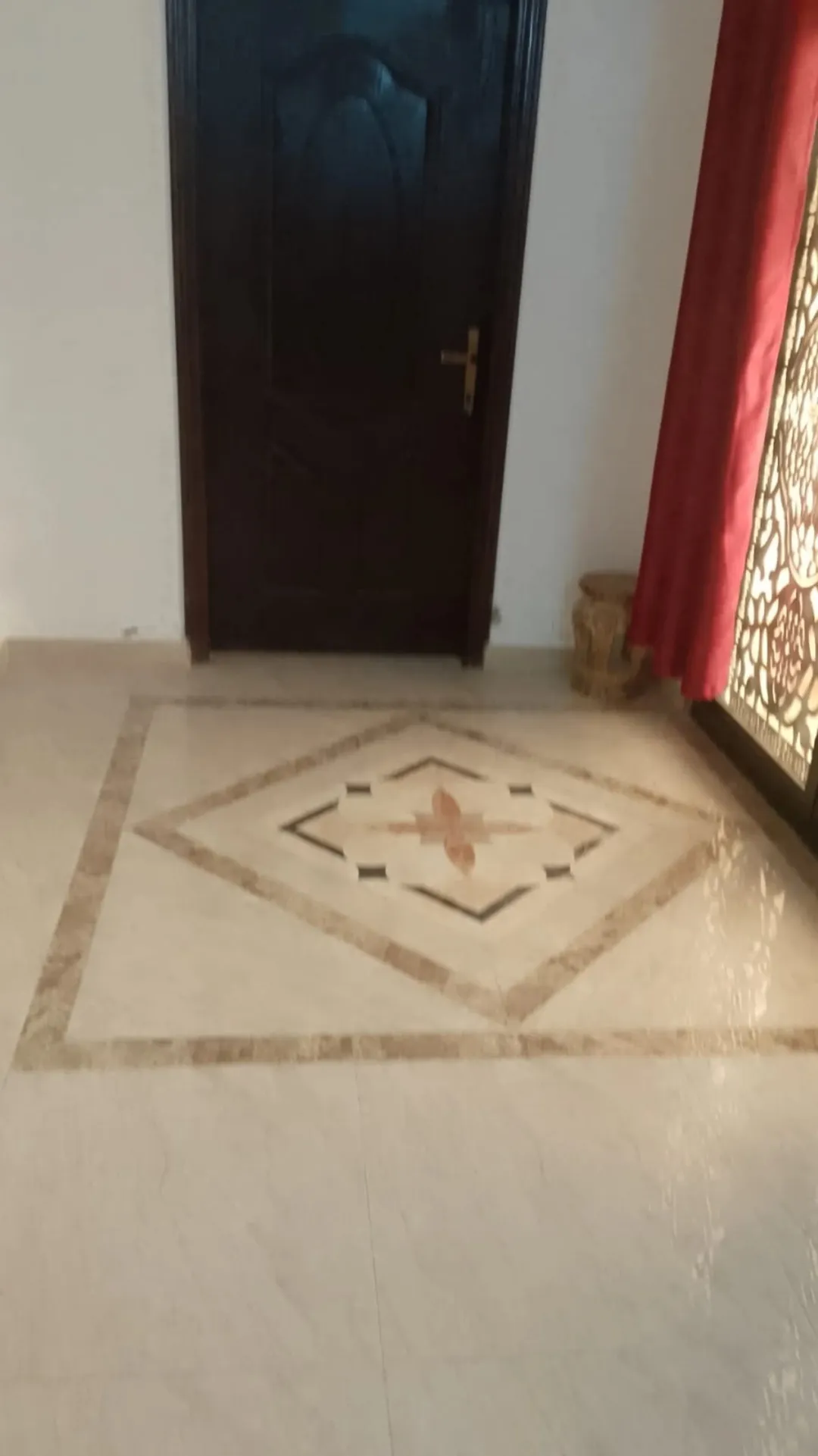 بيت مستقل فاخر للبيع في كوشان بالكونات