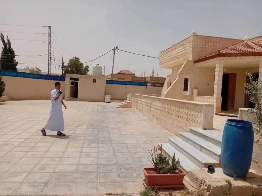 بيت للبيع في المفرق الباديه الشماليه الشرقيه الزعتري الحي الغربي بأسعار مناسبه