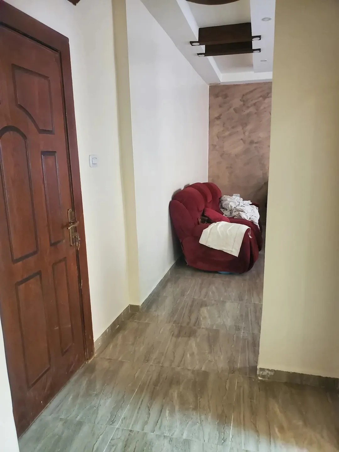 شقه للبيع في الزرقاء الجديده