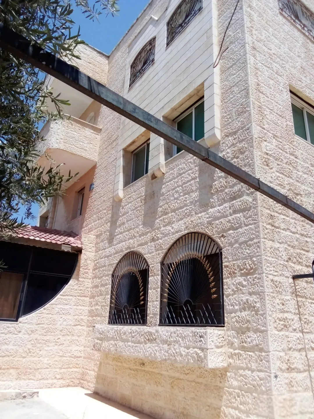 عمارة كاملة للبيع 3 طوابق
