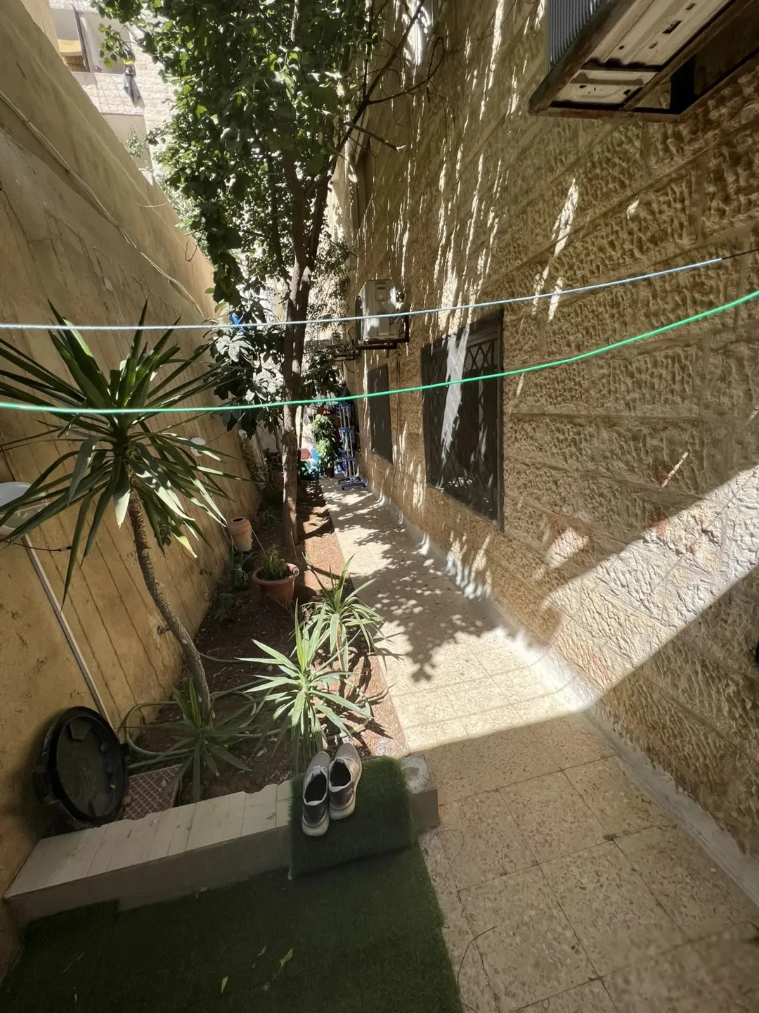 شقة مفروشة للبيع في أبو نصير – طابق أرضي
