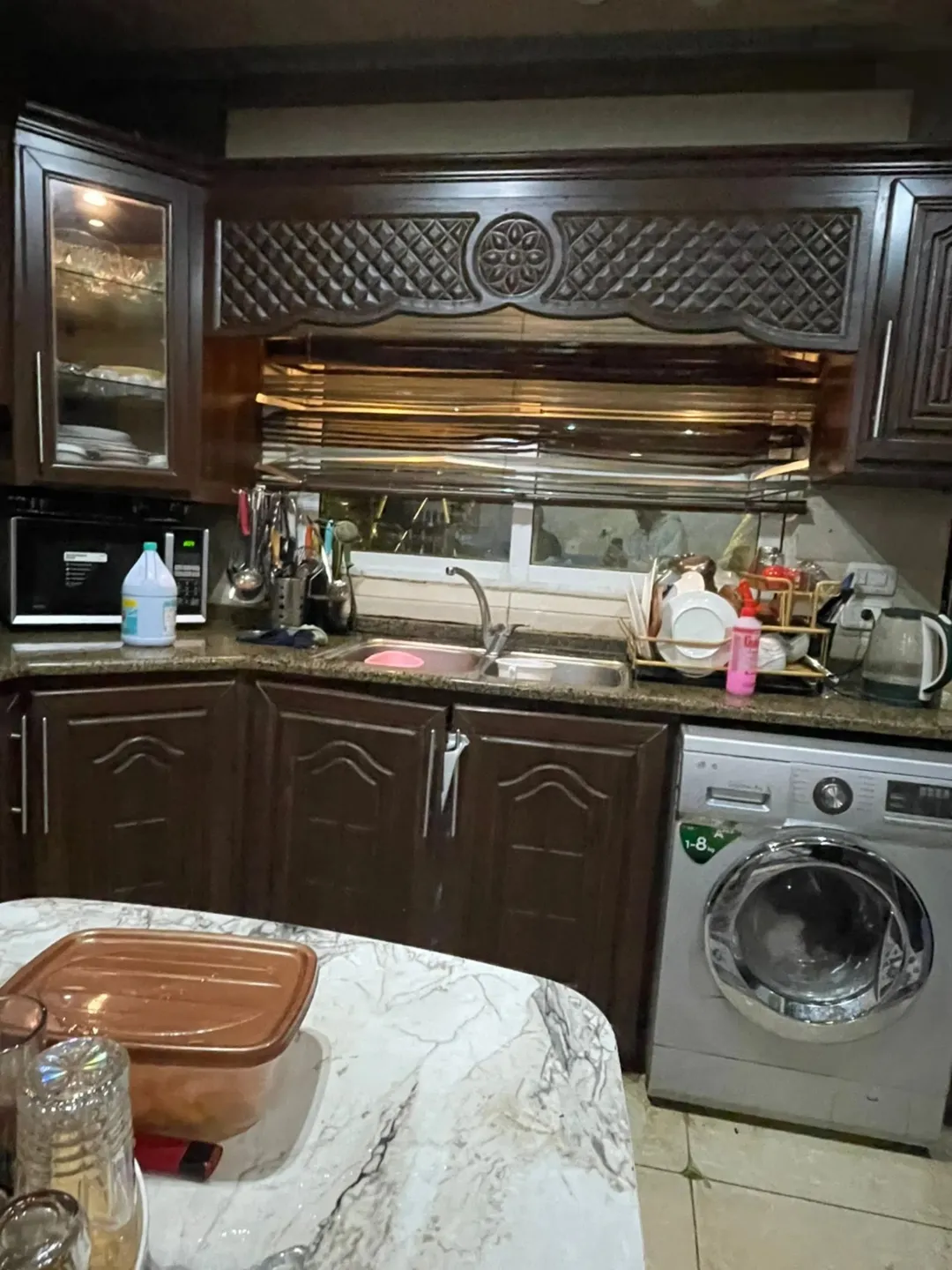 شقة مميزة للبيع في إربد