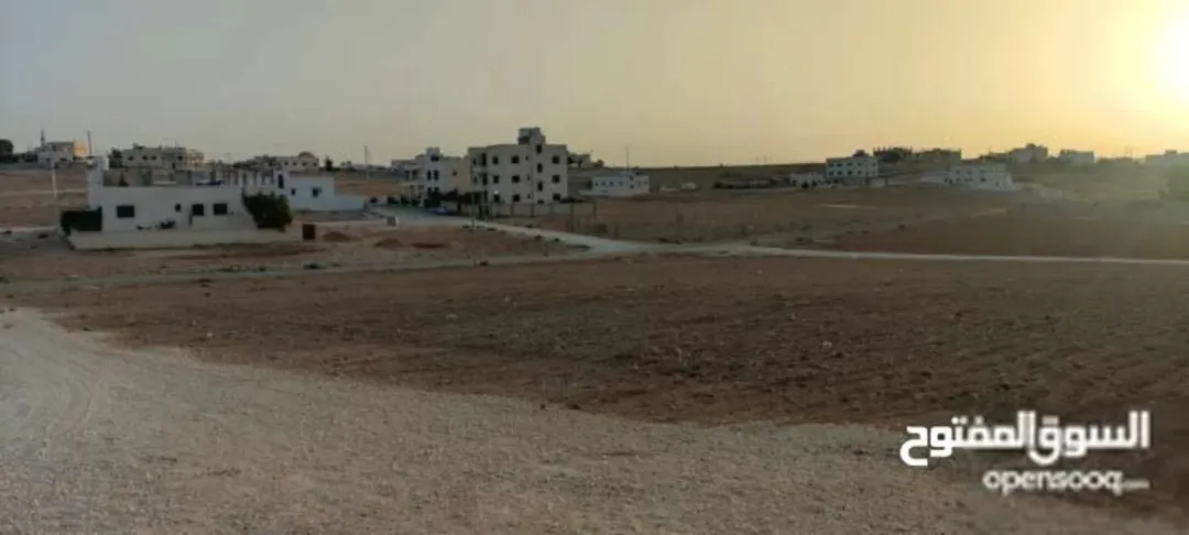 أراضي للبيع في شرق عمان – منطقة البيضاء حوض درب الحاج، الجواميس، والعبوس
