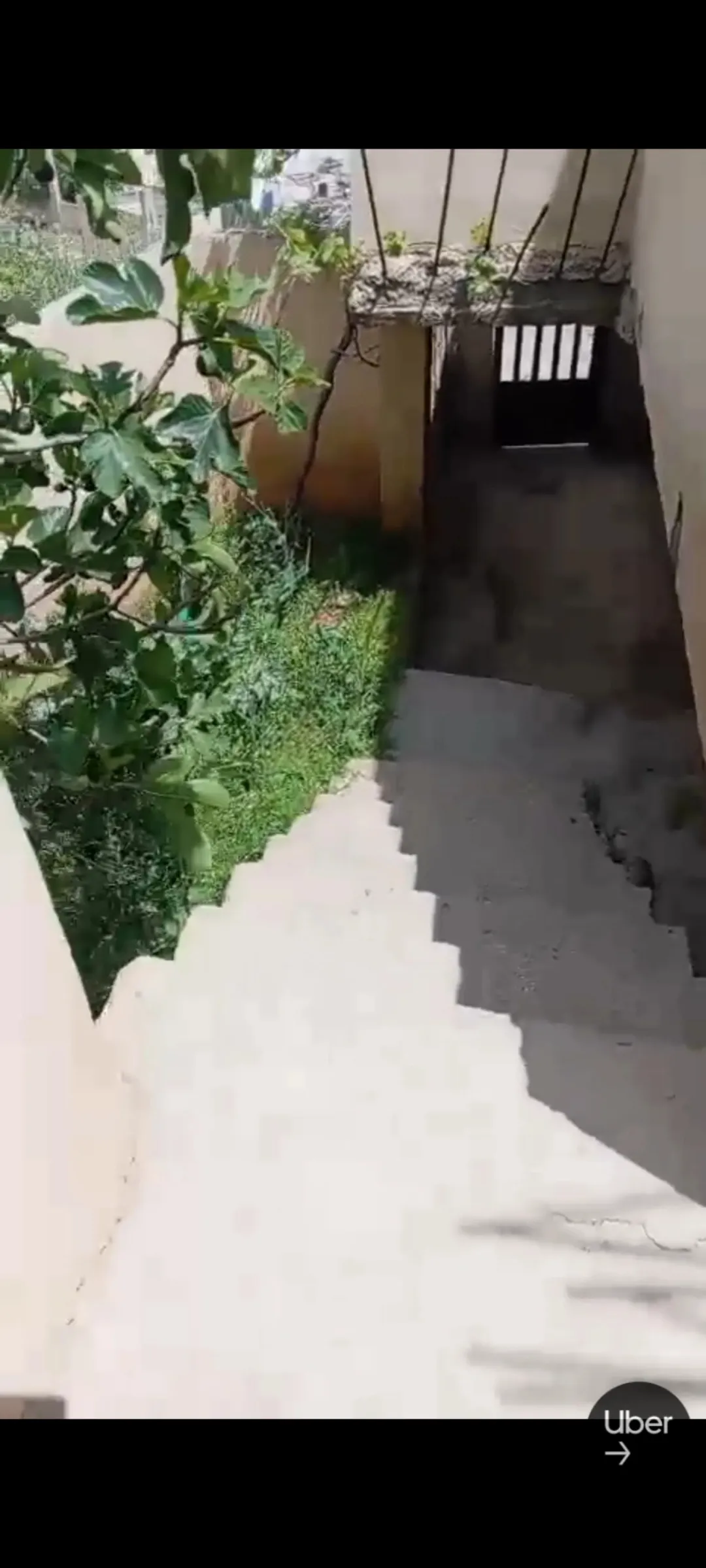 بيت للبيع بسعر مميز