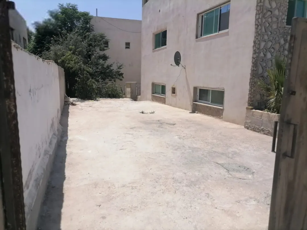 منزل للبيع اوالمبادله وجاهز للتسليم