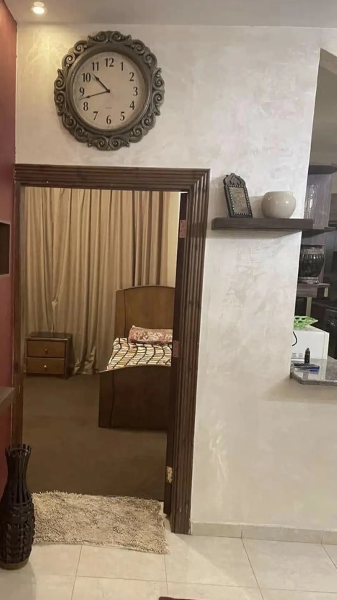 شقة مفروشة بالكامل للإيجار في البنيات | ID 869255