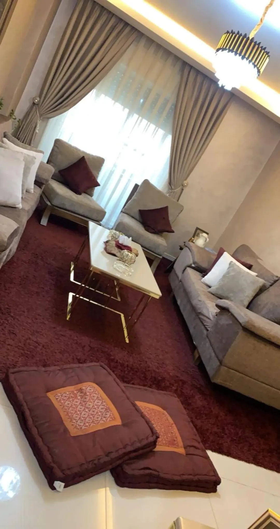 شقة مميزة للبيع في طريق المطار