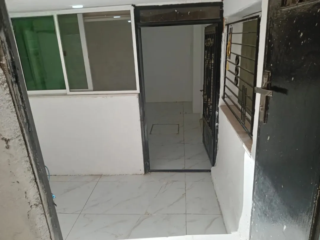 شقة سكنية مميزة في صويلح مقابل سامح مول