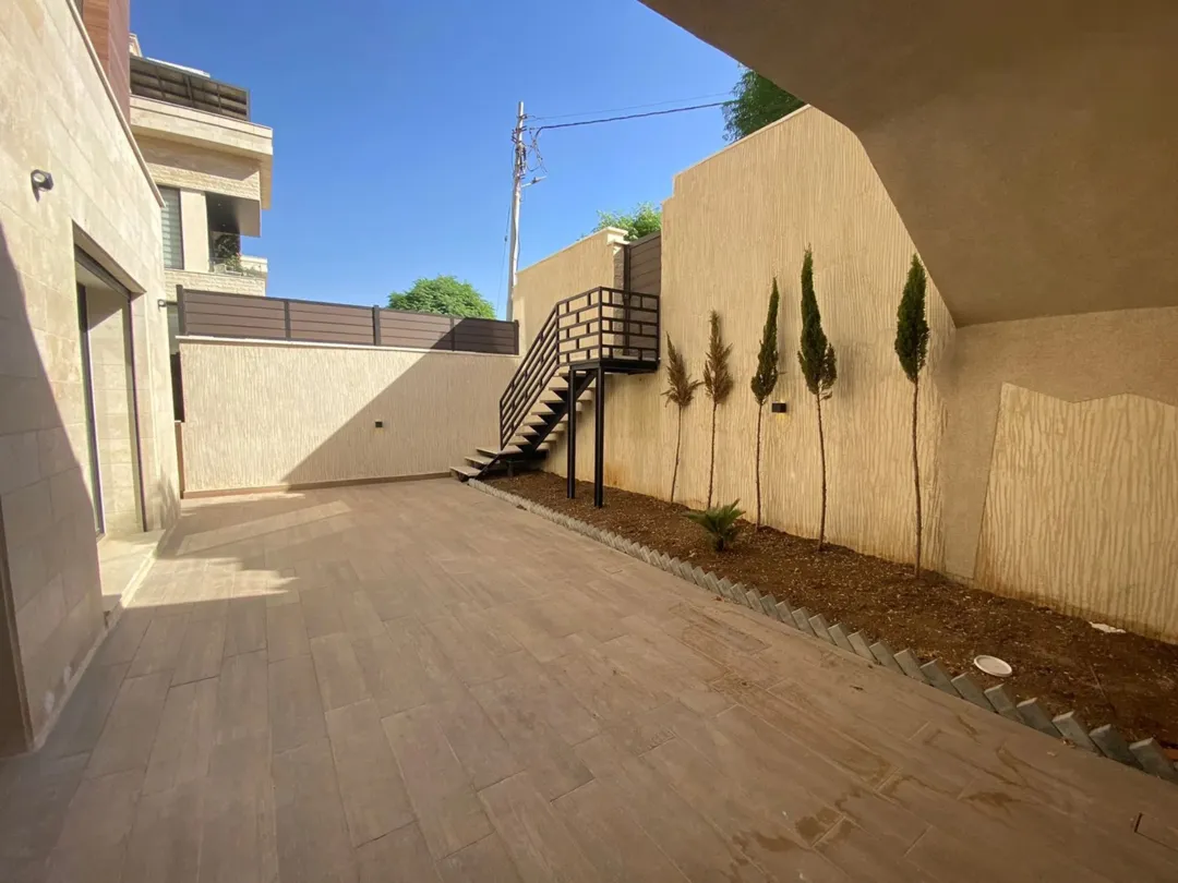 شقة فاخرة مفروشة للإيجار في عبدون | ID 846890