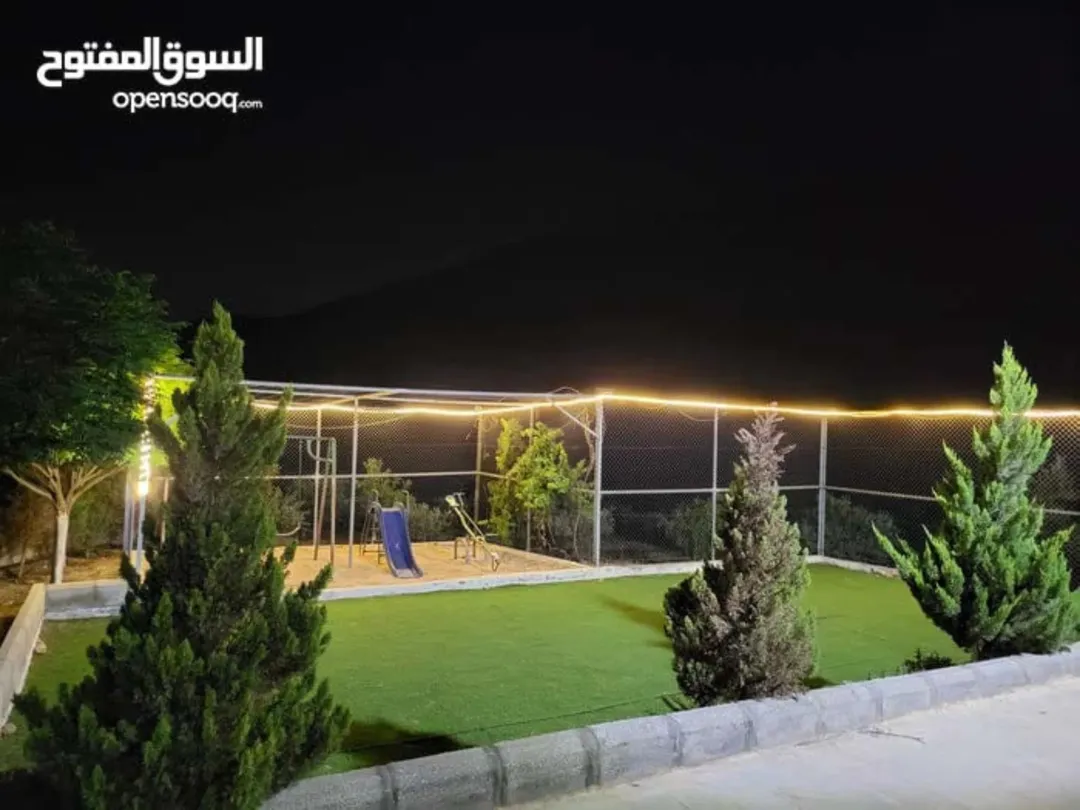 مزرعة للبيع
