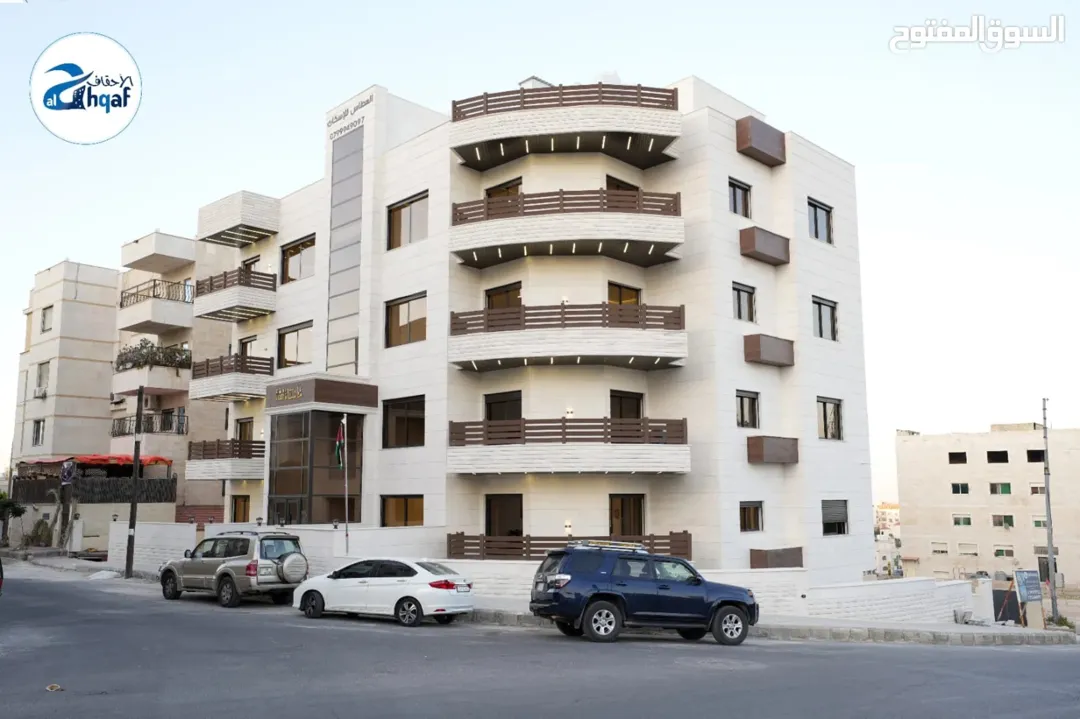 شقق فاخرة للبيع تشطيب عالي بالقرب من الجامعة والأكاديمية