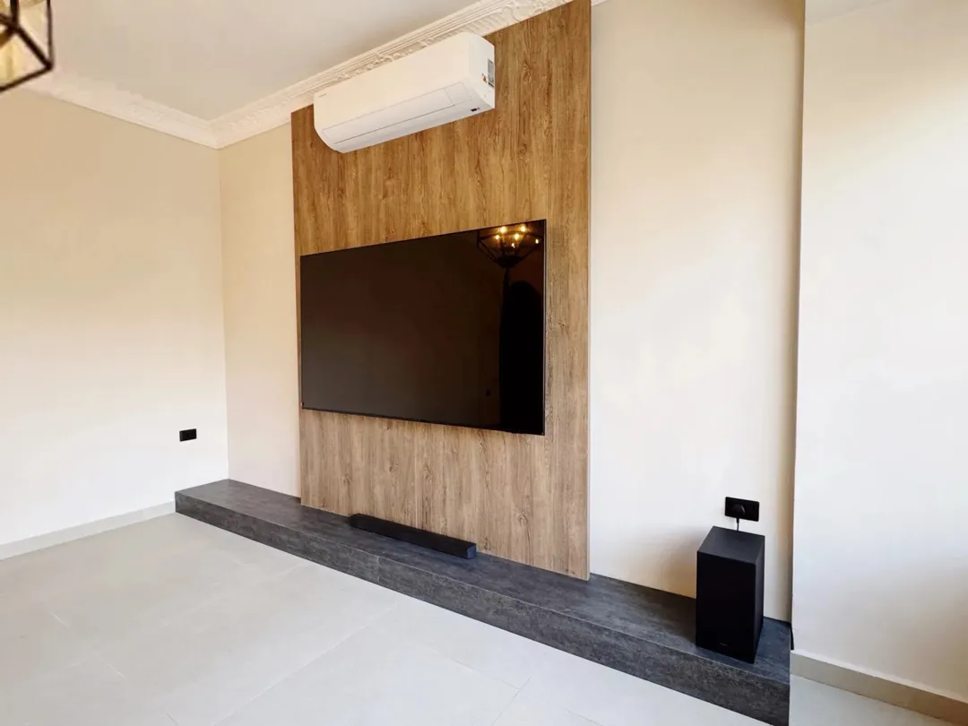 Furnished Three Bedroom Apartment for Rent in Um Uthaina | ID 784662