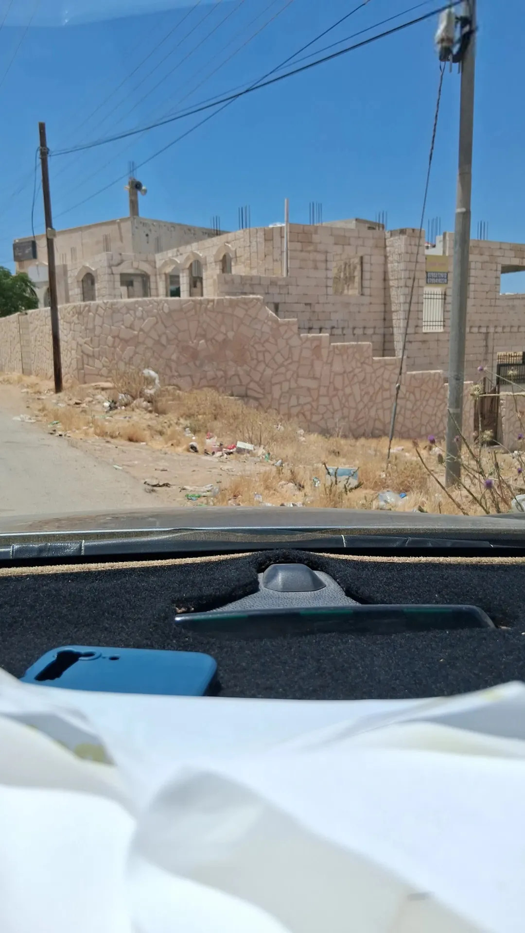 بيت عظم للبيع في الزرقاء – جريبا