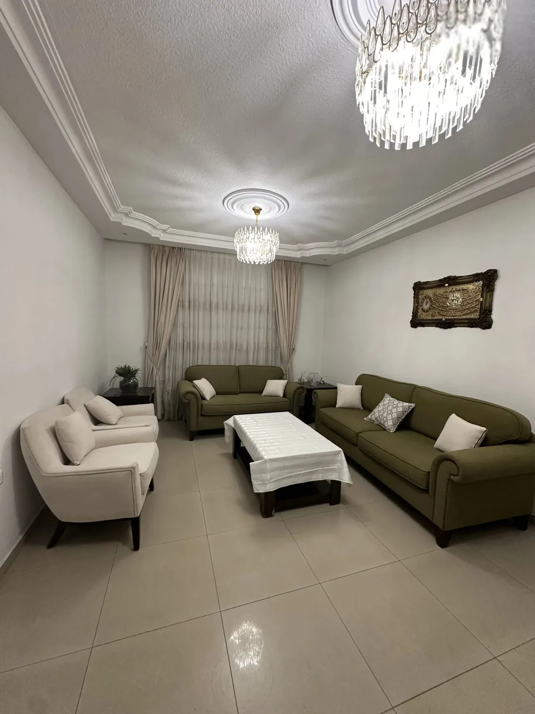 شقة مفروشة فاخرة في ضاحية الرشيد مثالية للعائلات | ID 737167