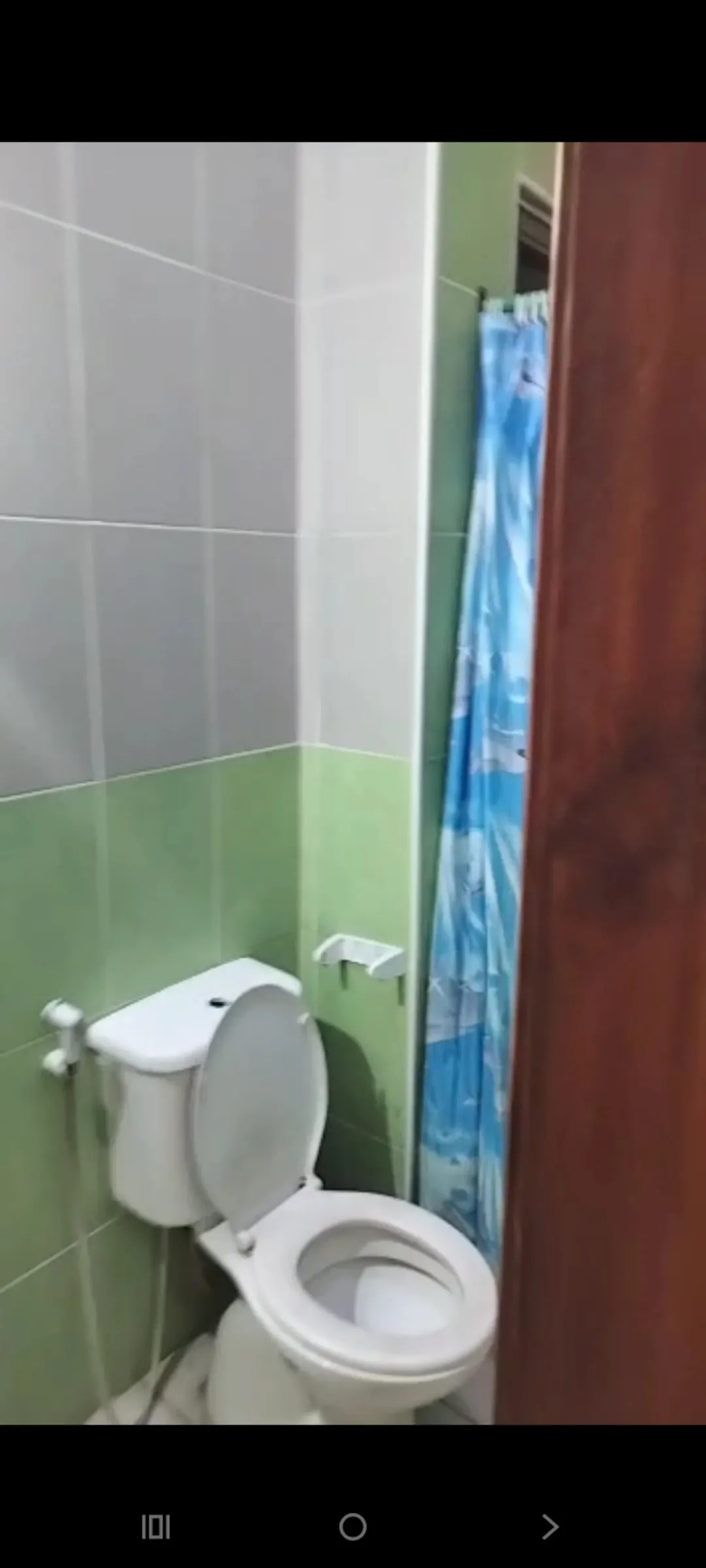 شقة للبيع في المحدود الوسط موقع متميز