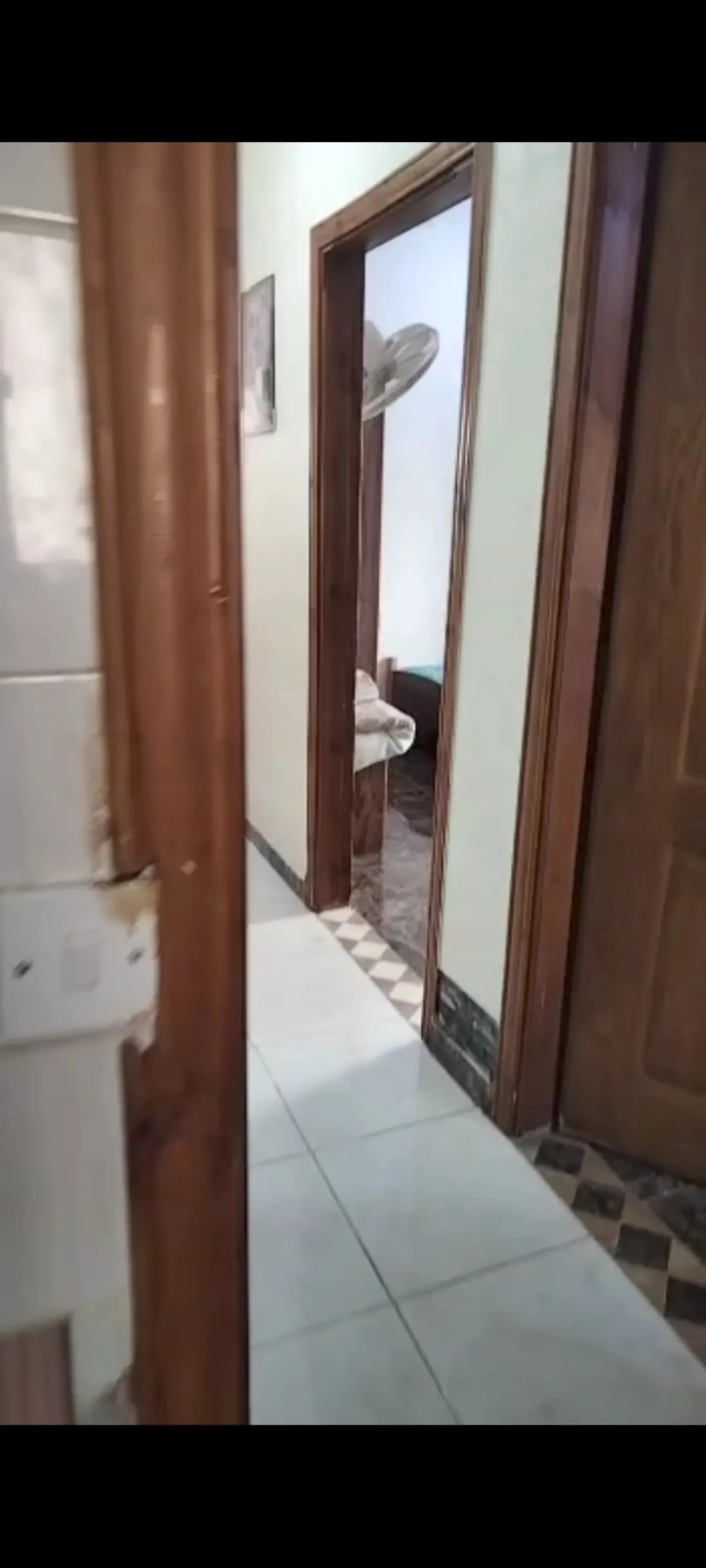 شقة للبيع في المحدود الوسط موقع متميز
