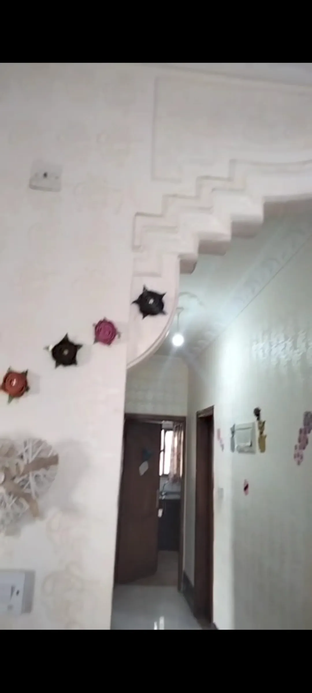 شقة للبيع في المحدود الوسط موقع متميز