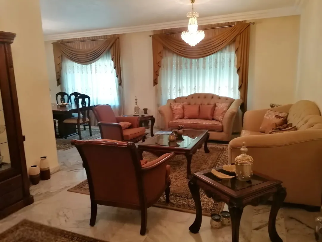 شقة فاخرة مفروشة للإيجار في ضاحية الرشيد | ID 738535