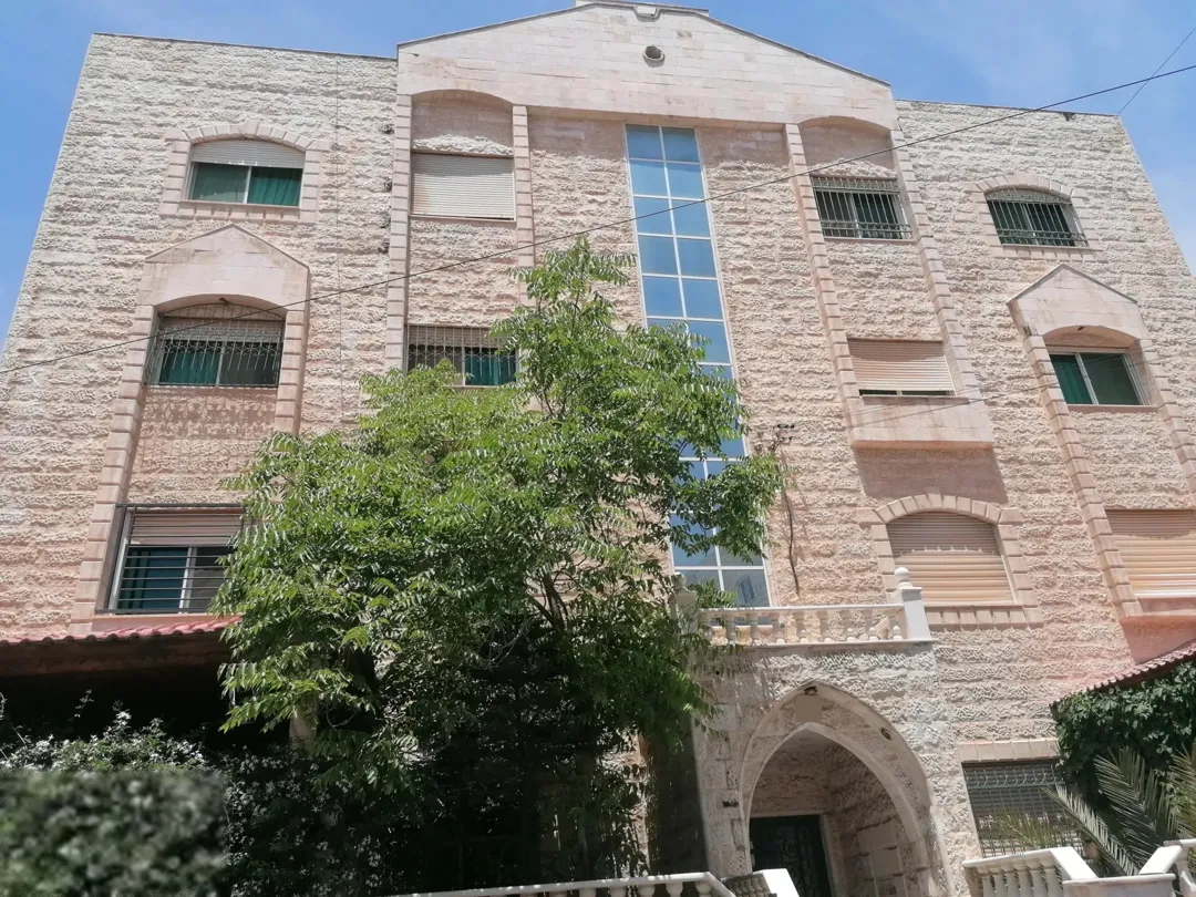 شقة فاخرة مفروشة للإيجار في ضاحية الرشيد | ID 738535