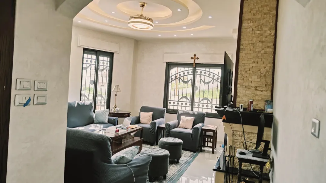 ڤيلا سوبر ديلوكس فاخرة مع روف للبيع – تصميم استثنائي