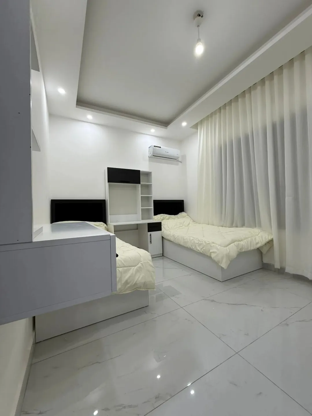 استوديو فاخر مفروش للإيجار قرب الجامعة الأردنية – شارع الجامعة | ID 846805