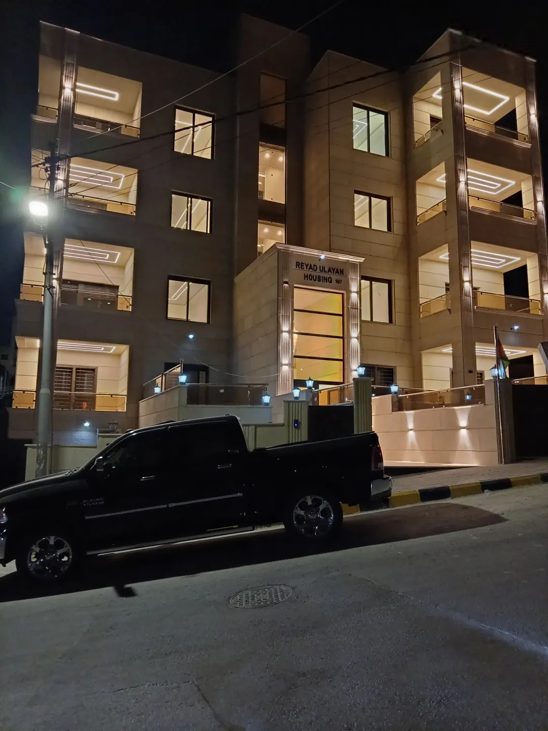 شقق فاخرة للبيع في الياسمين