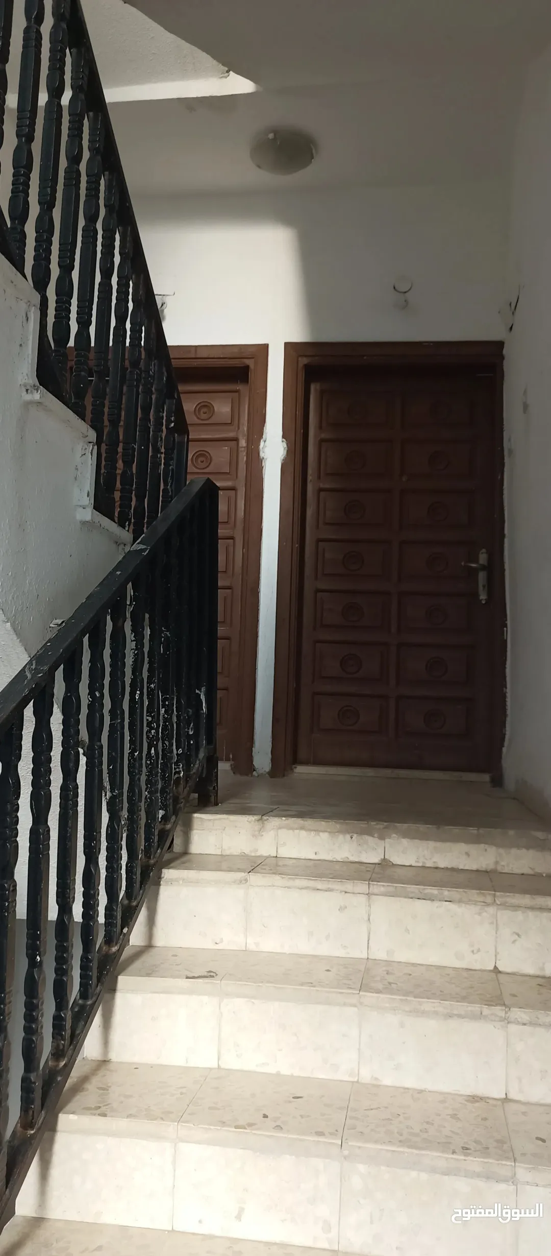 عمارة سكنية للبيع في ماركا الشمالية – فرصة مثالية للسكن والاستثمار
