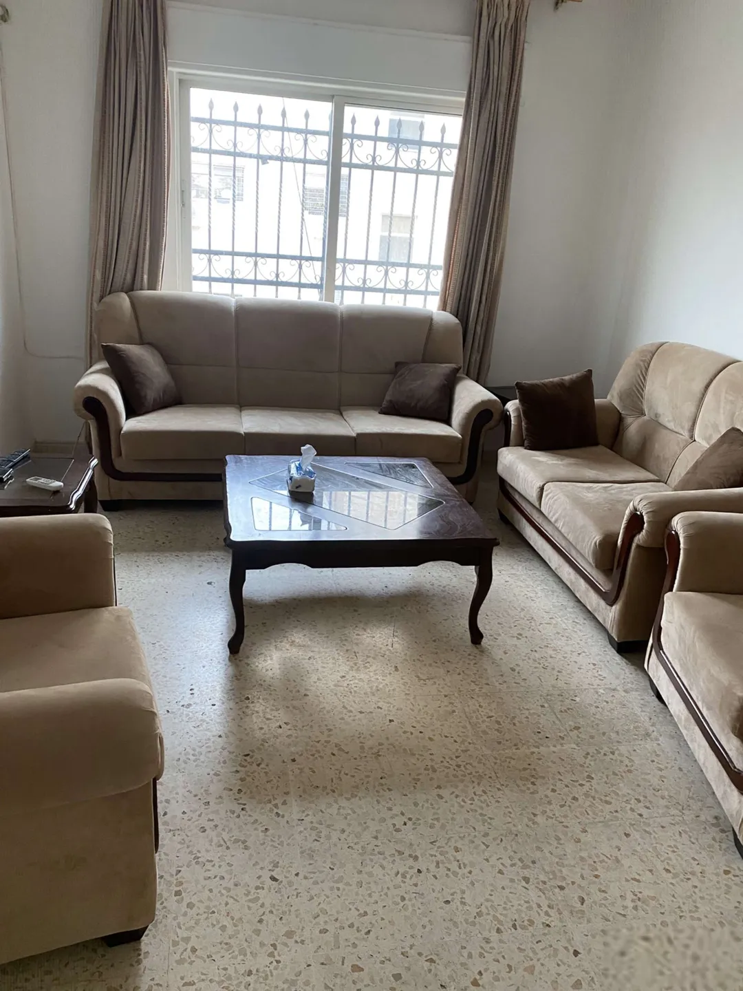 شقة مفروشة فاخرة في ضاحية الياسمين – عمان الاردن | ID 700999