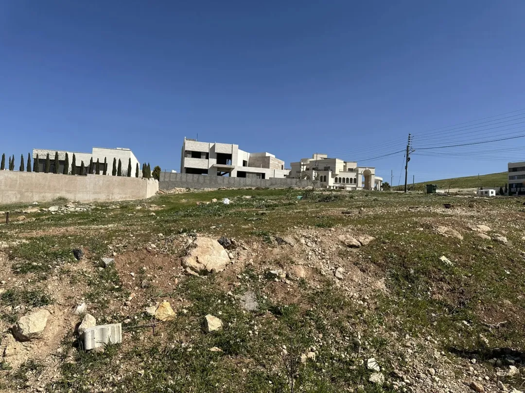 ارض للبيع في شفا بدران مرج الفرس بالقرب من قصر الجغبير