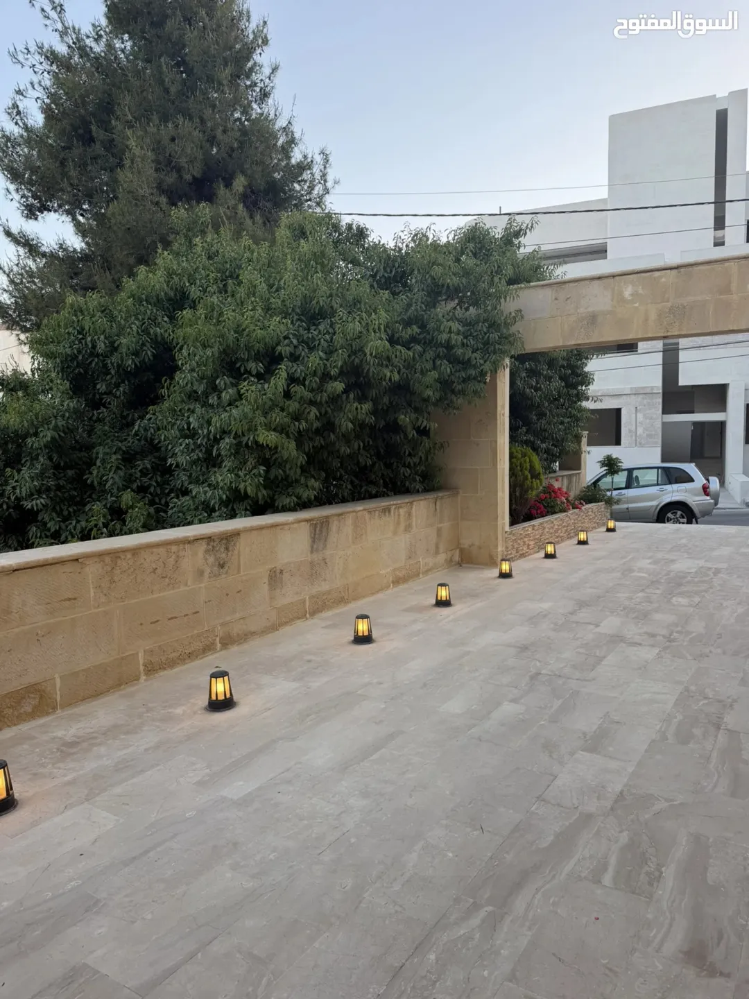 شقة فاخرة للبيع في دابوق – منطقة الرحمانية