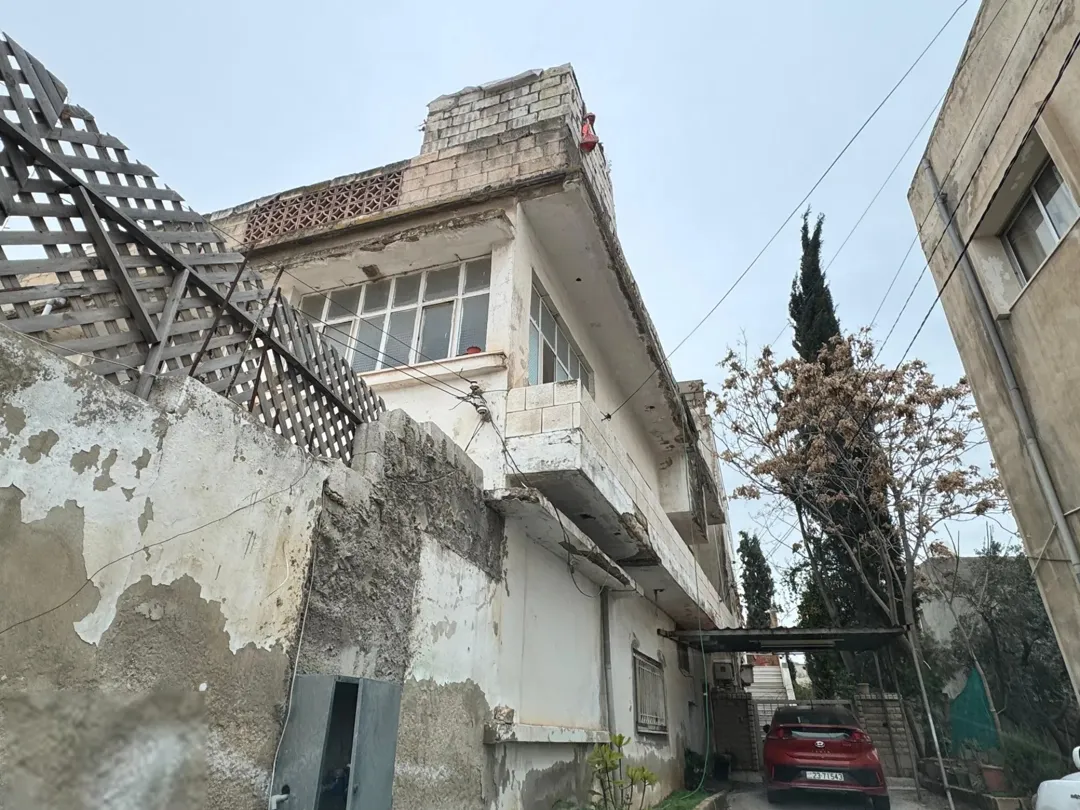 منزل واسع للبيع في حوارة – إربد