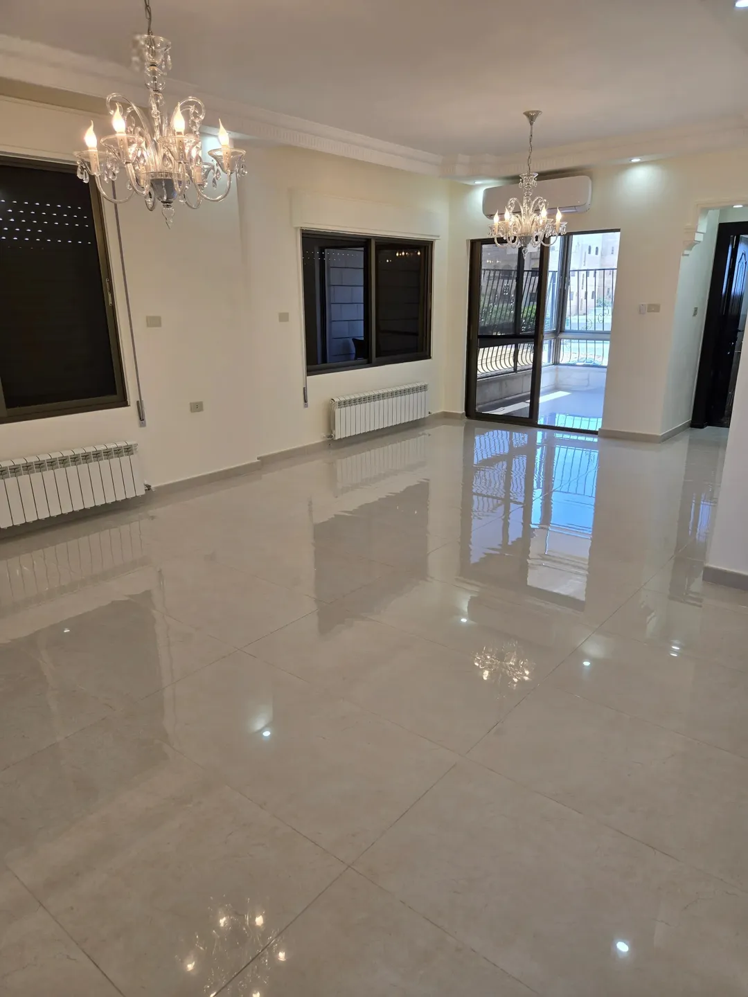 شقه طابقيه 320 متر