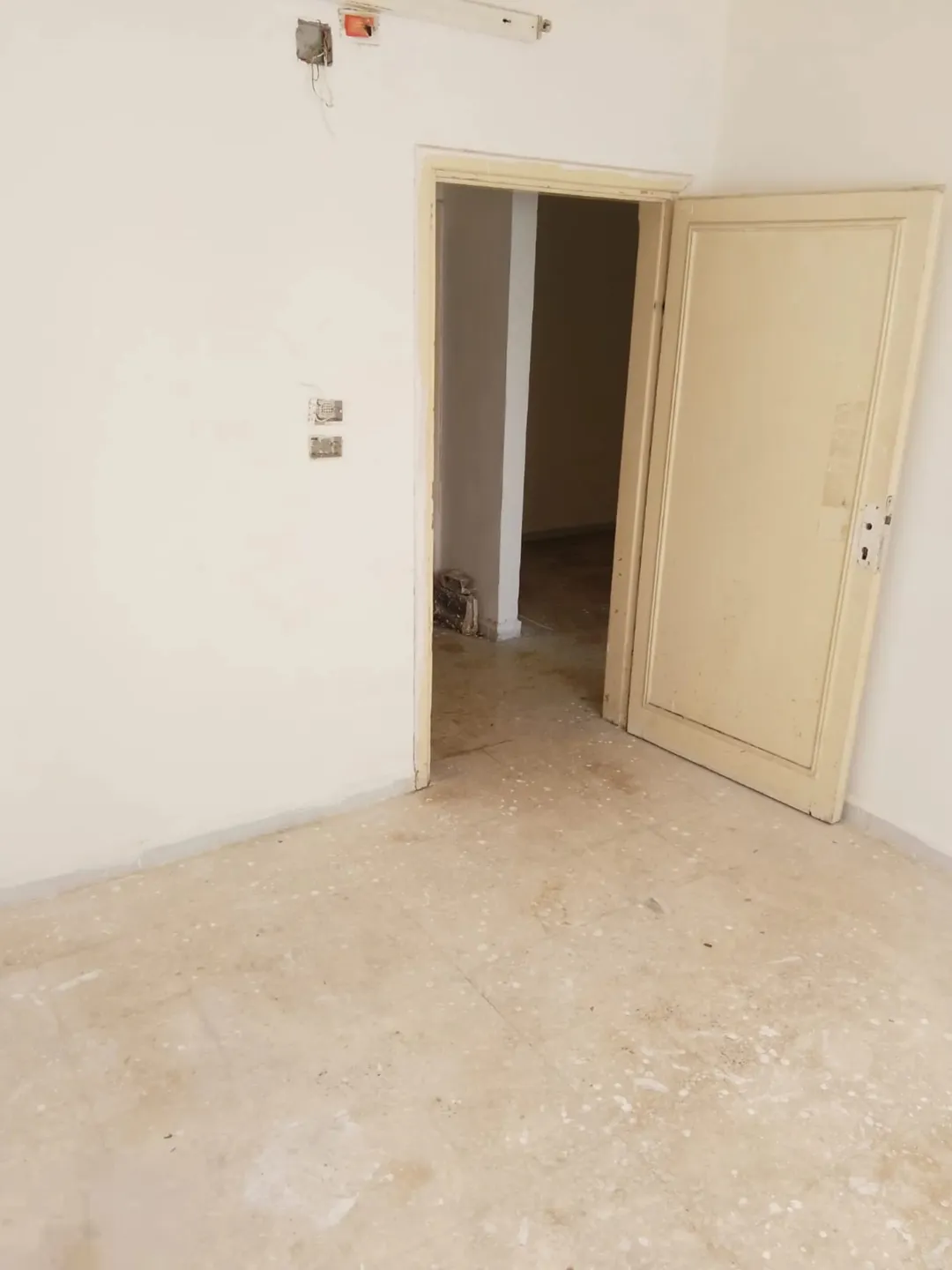 استوديو للبيع في إربد – شارع الجامعة فرصة استثمارية طلابية