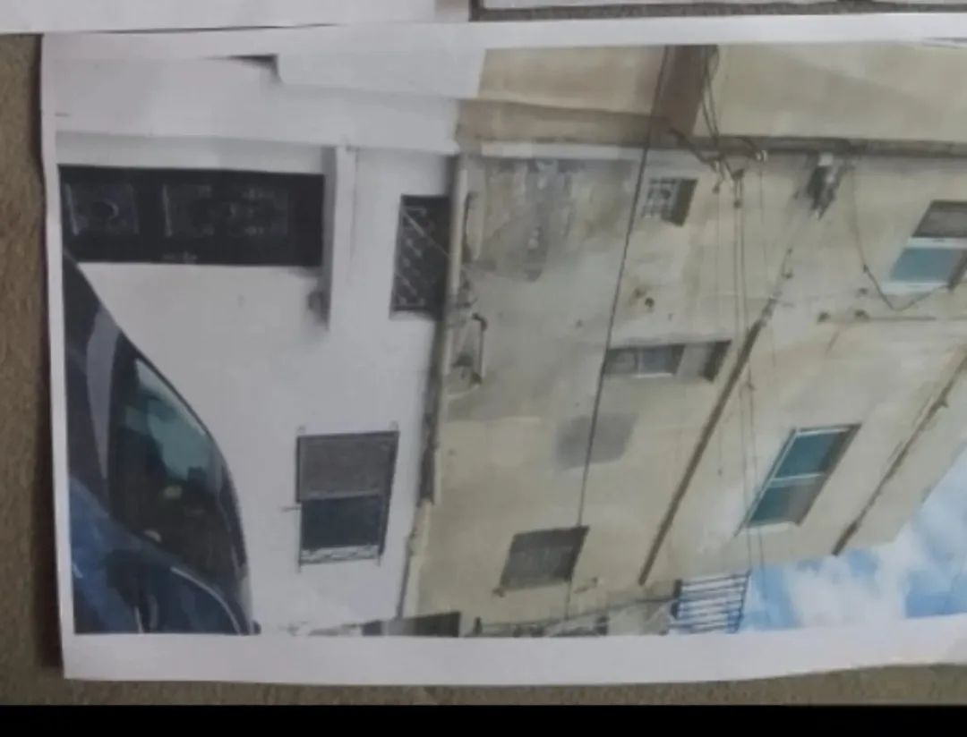 للبيع طابقين